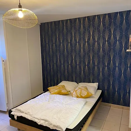 Beautiful Studio Close To Downtown Apartamento