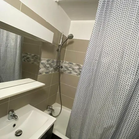 Apartamento Beautiful Studio Close To Downtown